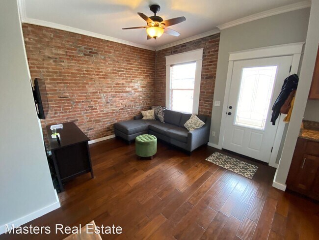 Building Photo - 2 br, 2 bath House - 624 W 2nd Ave
