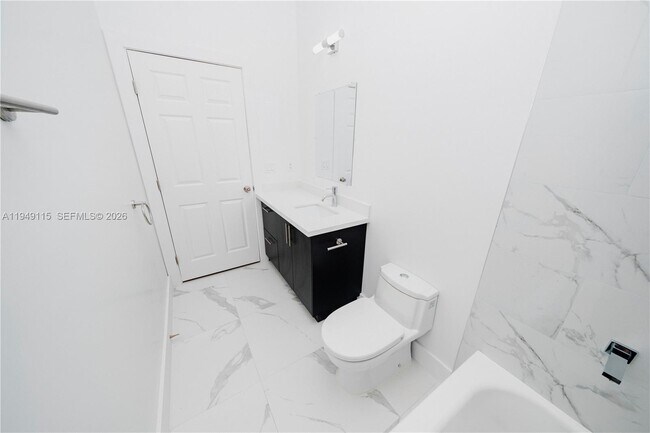 Building Photo - 820 Dr B J McCormick Ave