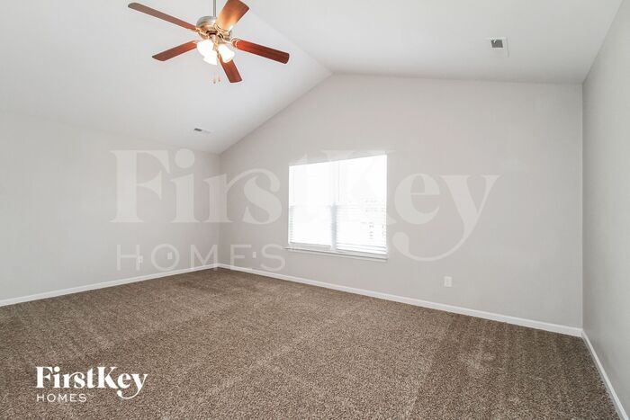 Building Photo - 1562 Welford Dr