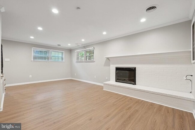 Building Photo - 7401 Willshire Hunt Ct