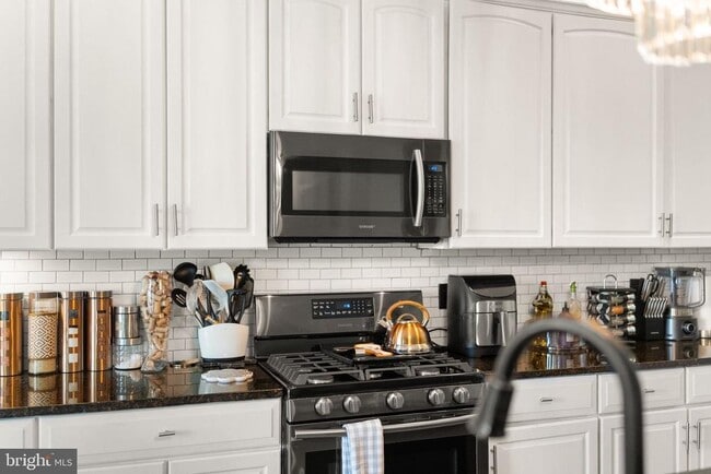 Building Photo - 43272 Baltusrol Terrace