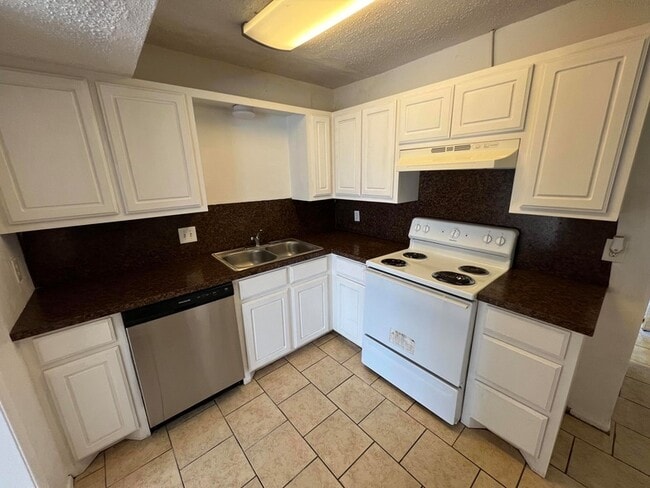 Building Photo - 4319 53rd St