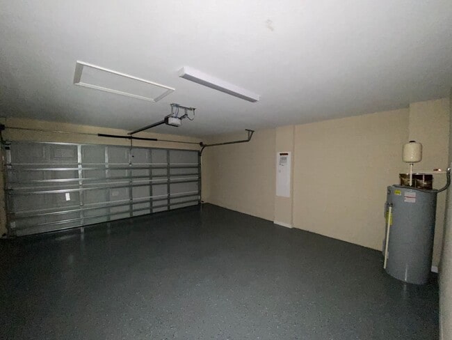 Building Photo - 6110 SW 154th Lane Rd