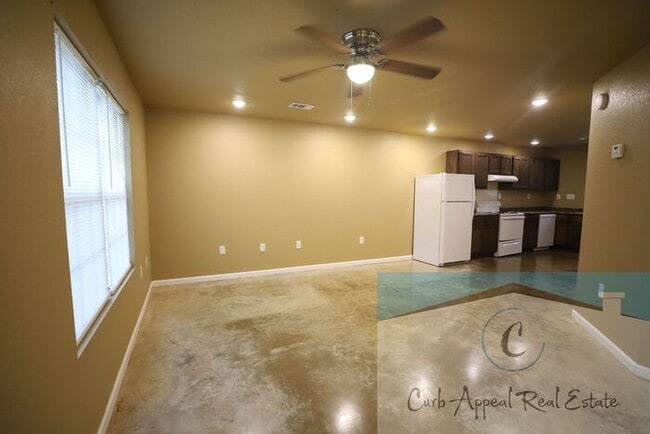 Building Photo - Recently built 2 bed/2 bath apt in Trumann...