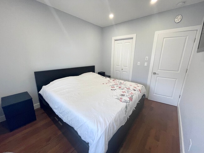 Building Photo - 26 Armm Ave