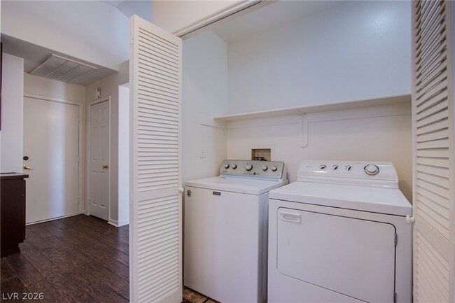Building Photo - 7510 Isley Ave