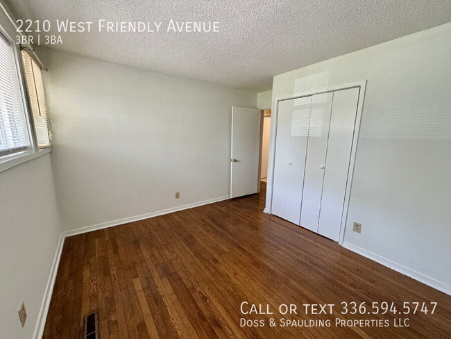 Building Photo - 2210 W Friendly Ave