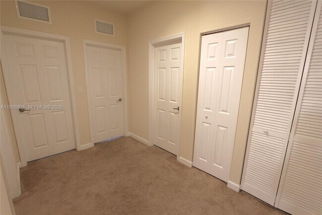 Building Photo - 9540 SW 169th Pl