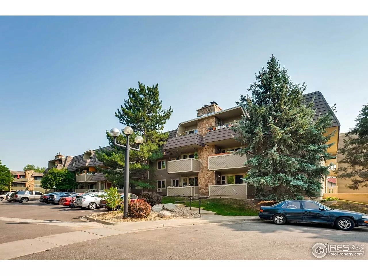 Building Photo - 3120 Corona Trl