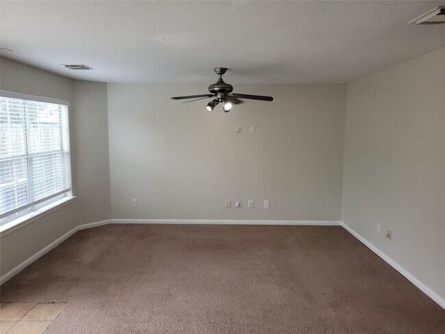 Building Photo - 11815 E Galwan Cir