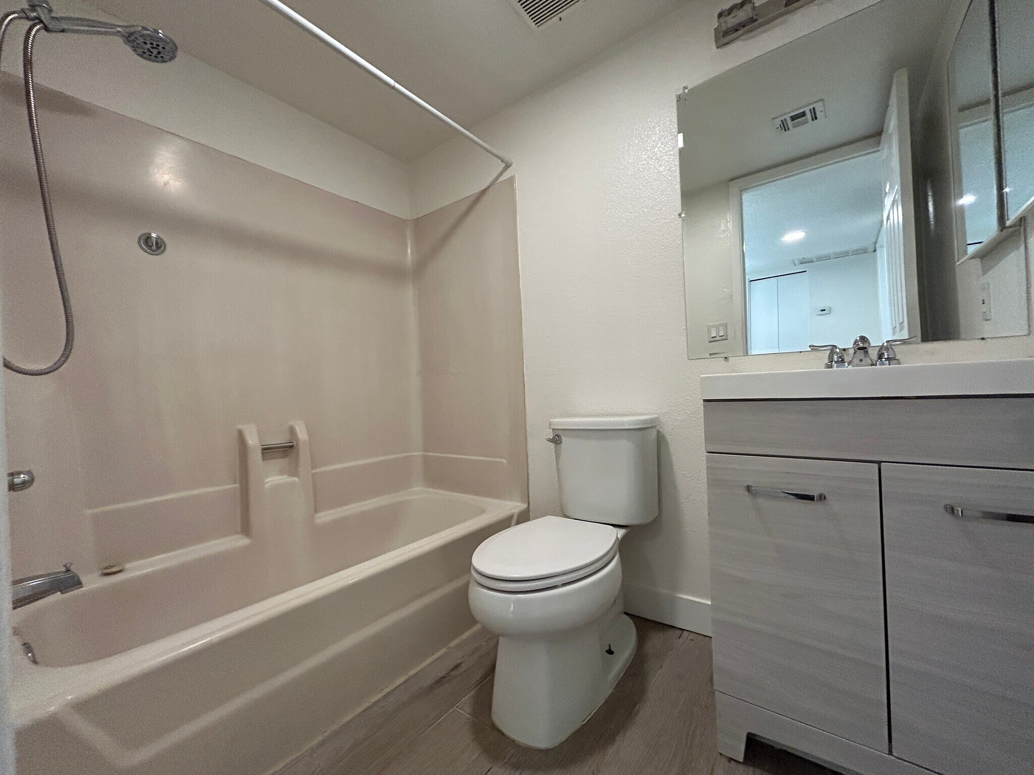 Building Photo - 2698 N 43rd Ave