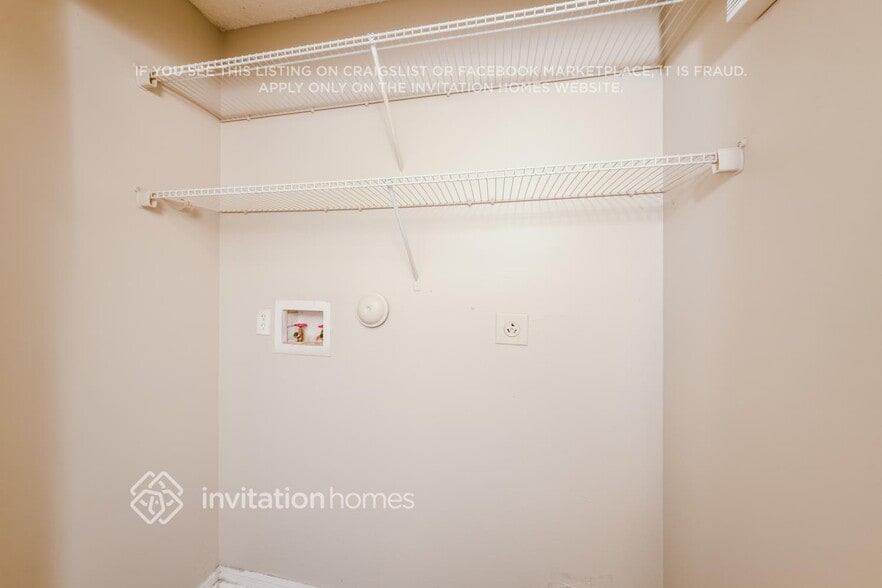 Building Photo - 7843 Nautique Ct