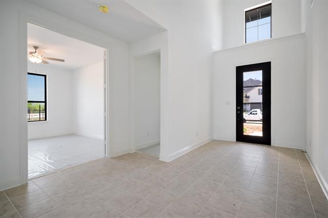 Building Photo - 370 Shirebrook Ln