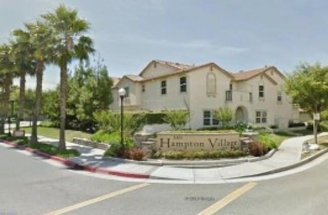 Building Photo - HAMPTON VILLAGE - 2 BR / 2 BA CONDO AVAILABLE NOW!