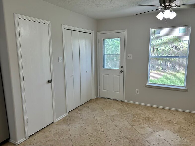Pantry on Left and Washer/Dryer Closet on Right - 16782 Fallen Timbers Dr