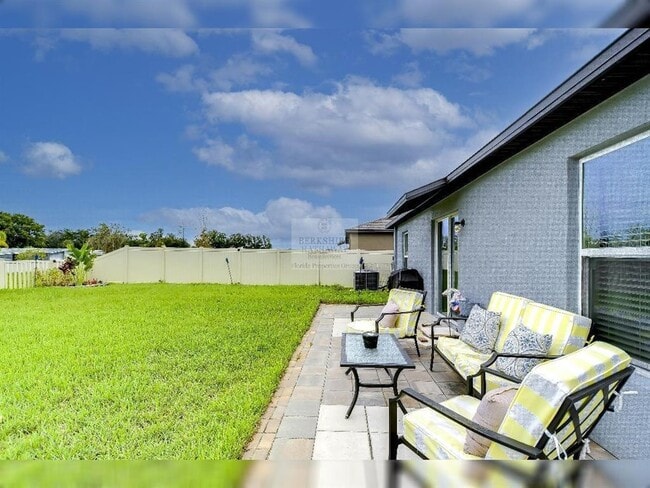 Building Photo - 1412 Tahitian Sunrise Dr