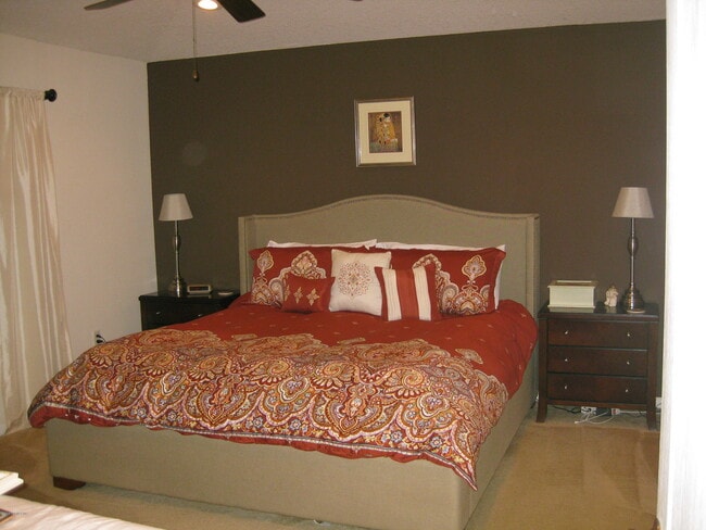Building Photo - 1108 Pine Island Ct
