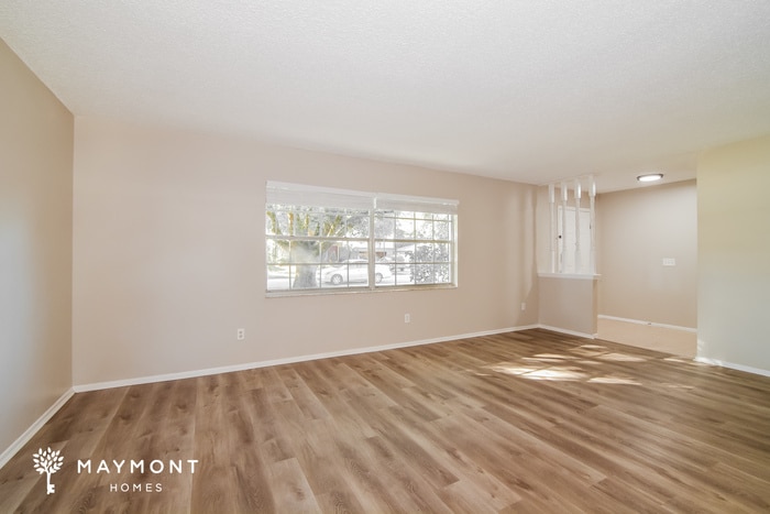 Building Photo - 4730 Mesa Verde Dr