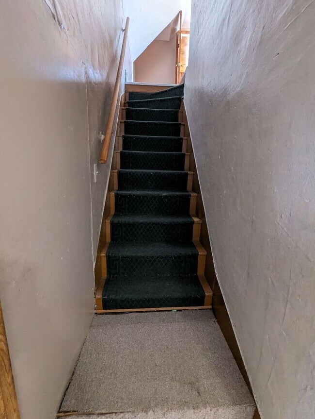 Building Photo - House for Rent- Bristol, SD