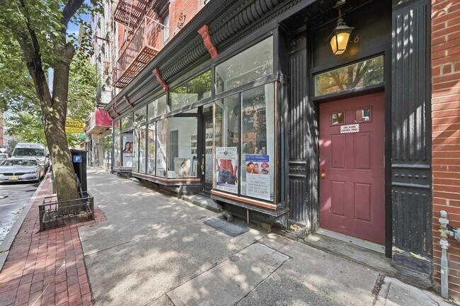 Building Photo - 254 1st St
