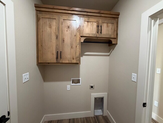 Building Photo - MOVE IN SPECIAL!! - Brand New Spacious 4-bedroom, 2-bathroom Wolfforth Haven