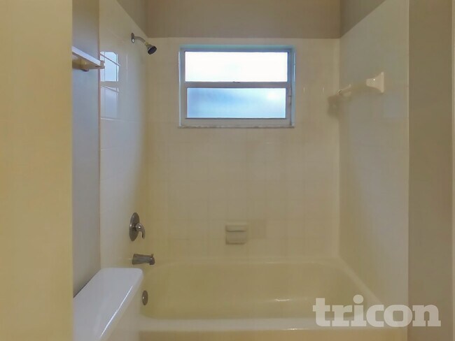 Building Photo - 1549 Firewheel Dr