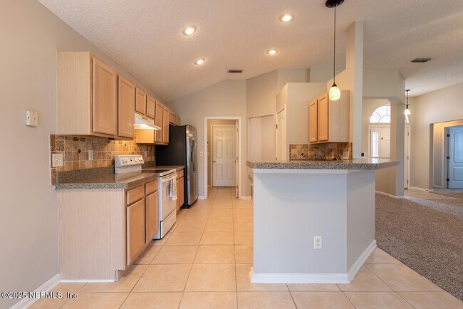 Building Photo - 1618 Highland View Ct
