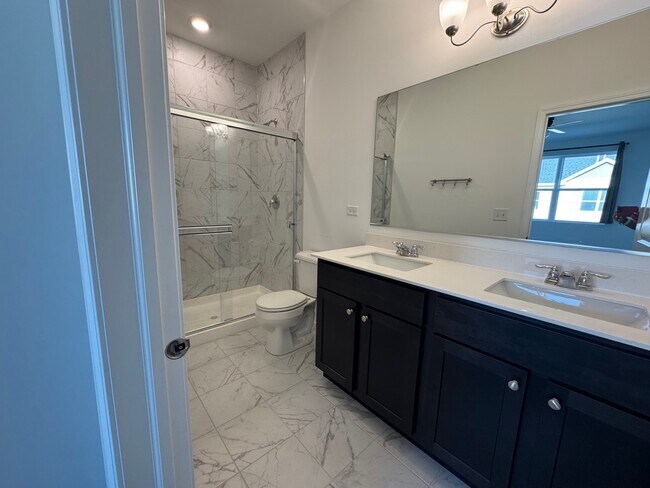 Building Photo - 4347 Chelsea Mnr Cir