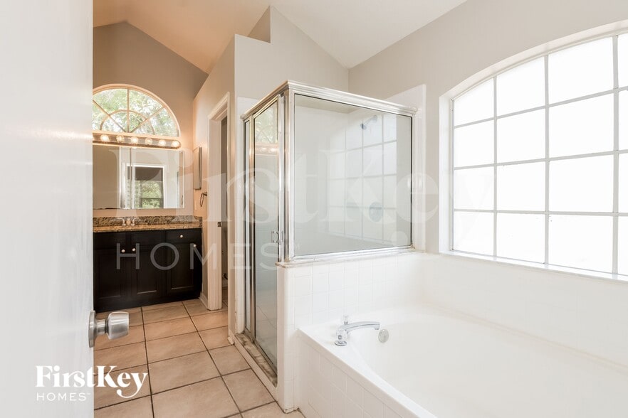 Building Photo - 6809 Coral Cove Dr