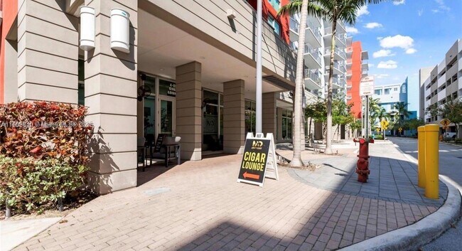 Building Photo - 7875 NW 107th Ave