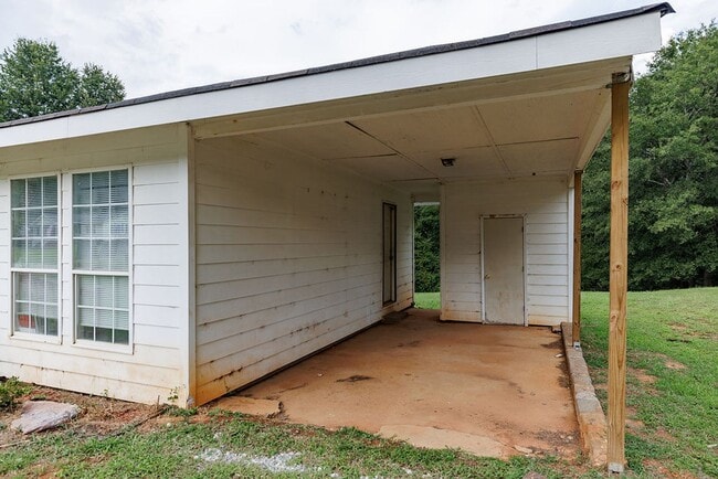 Building Photo - Charming 2 Bedroom, 1 Bath Home in Colbert...