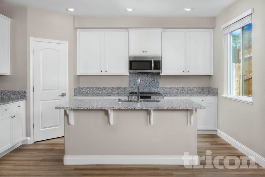 Building Photo - 4074 Quorra Pl