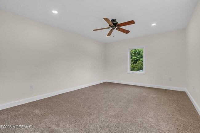 Building Photo - 352 Leesville Rd