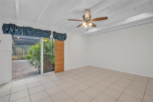 Building Photo - 15460 SW 82nd Ct