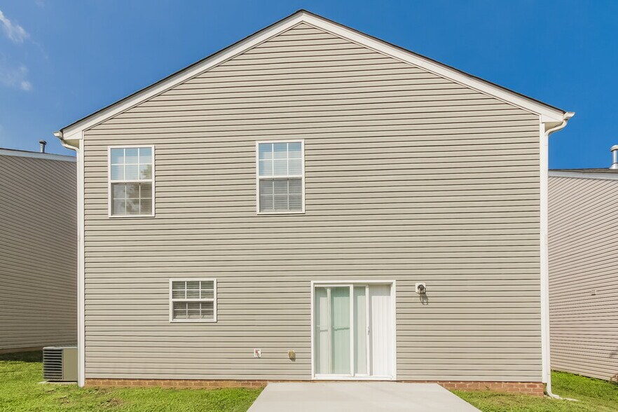 Building Photo - 333 Hunslet Cir