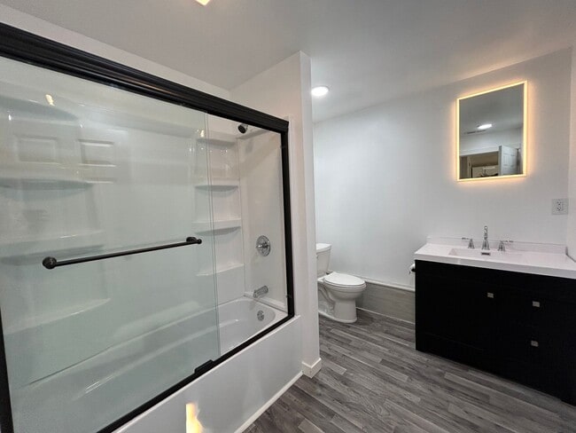 Building Photo - Fully Renovated 2-Bedroom, 1-Bathroom Home...