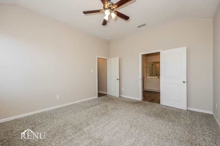 Building Photo - 104 Holster Holw Rd