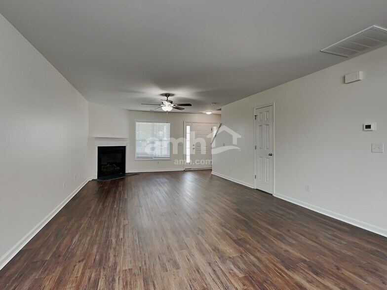 Building Photo - 1856 Planters Walk Dr
