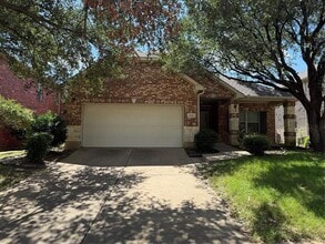 Building Photo - 8433 Nicholson Dr