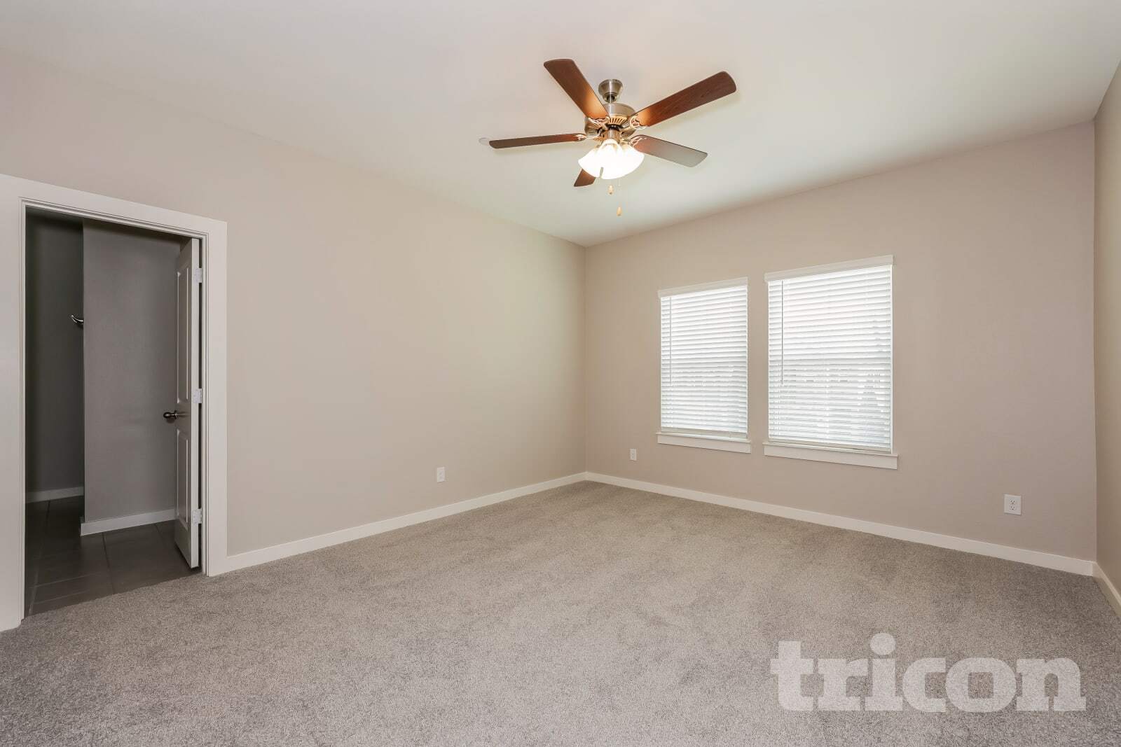Building Photo - 3047 Whitetail Ln