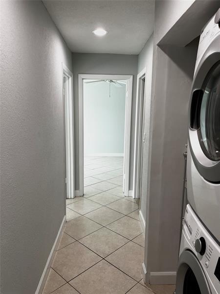 Building Photo - 8149 Lagos De Campo Blvd