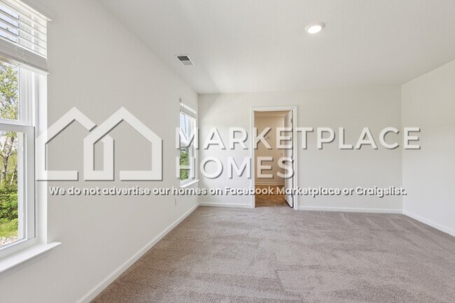 Building Photo - 702 Newtons Wy