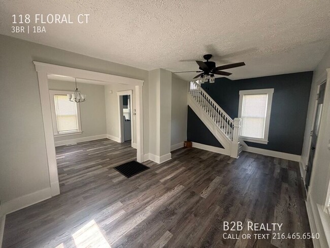 Building Photo - 118 Floral Ct