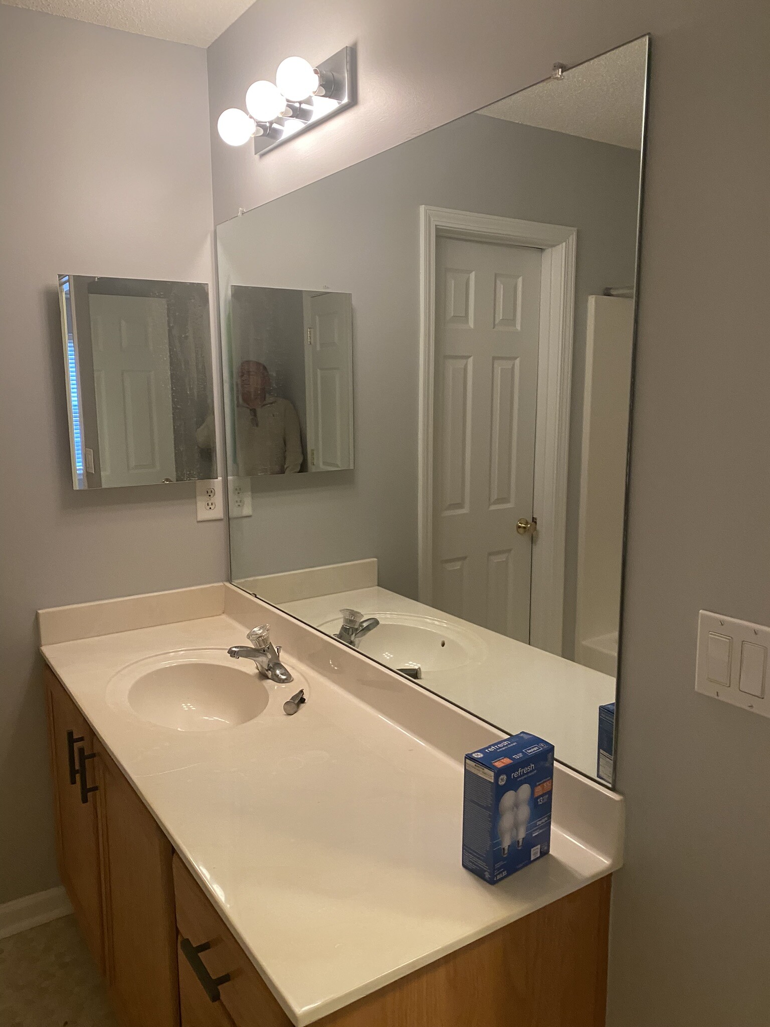 Building Photo - 8041 Christmas Ct