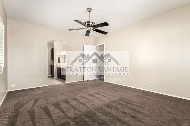 Building Photo - 21004 E Sunset Dr