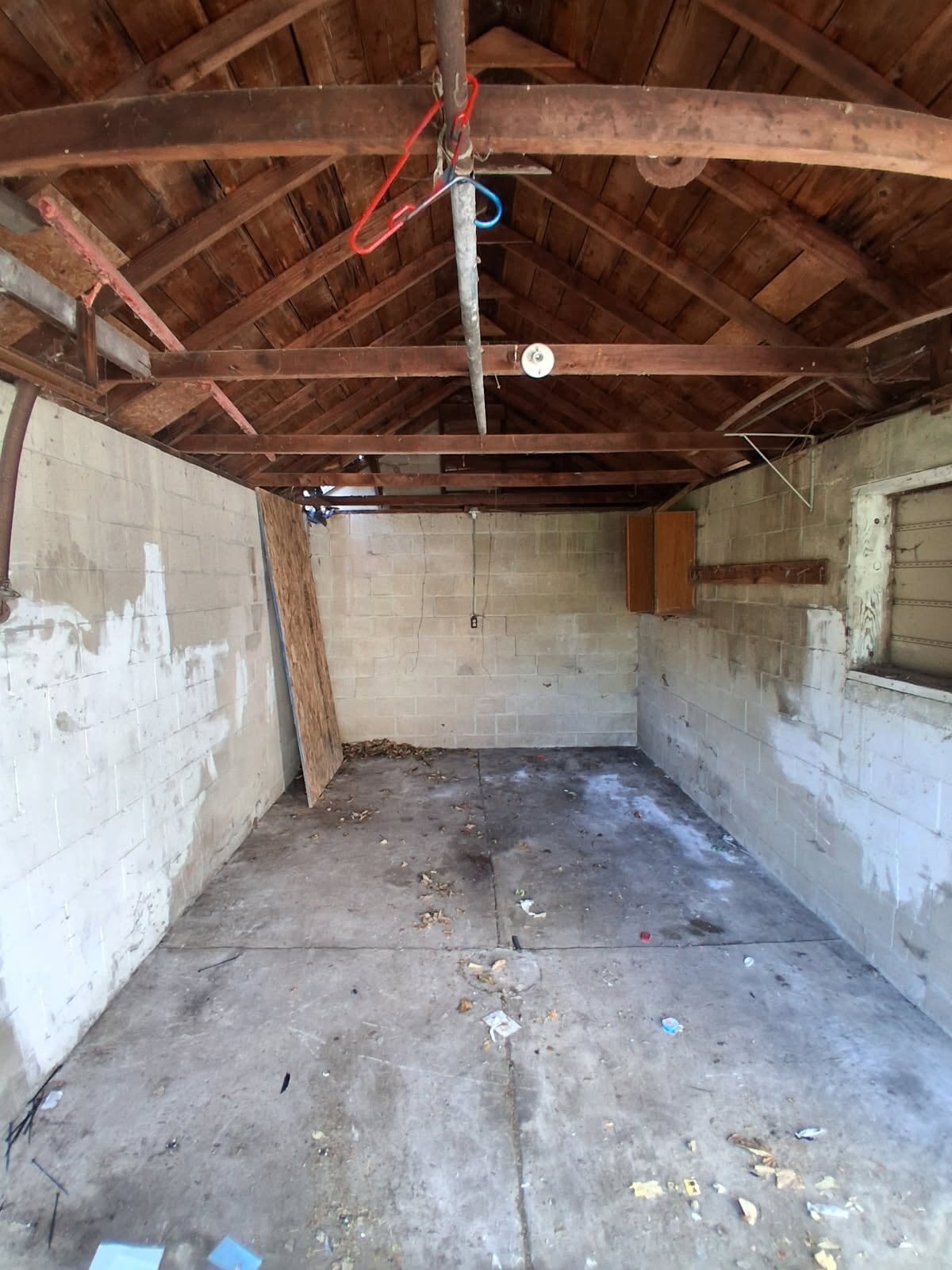 Building Photo - 1117 NE Glendale Ave