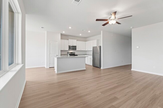 Building Photo - 10611 Millet Ct