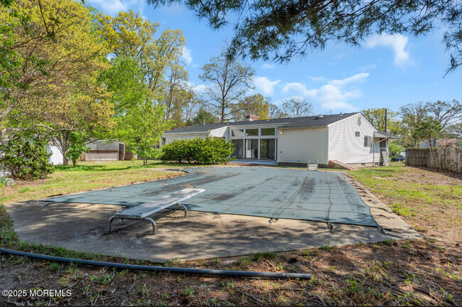 Building Photo - 1034 Zircon Dr