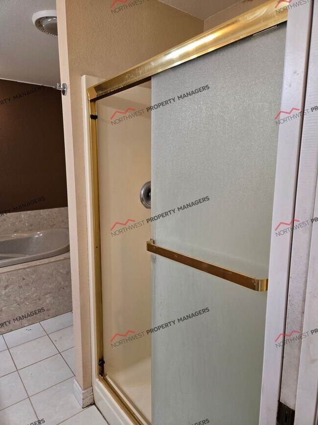 Building Photo - STATUS: *HOLD* R285 | $2695 + $100 for well/septic maintenance