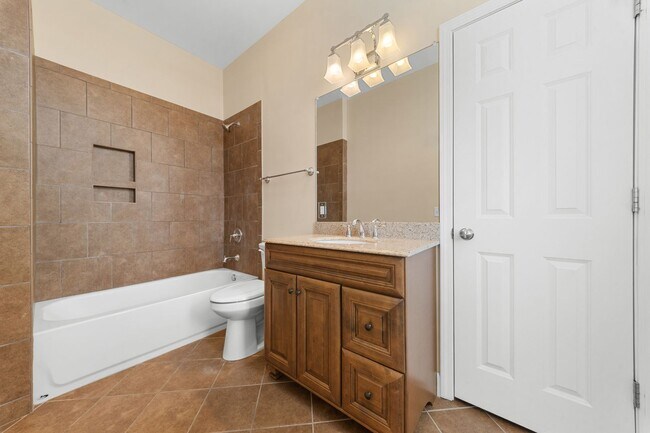 Building Photo - 51 E Main St